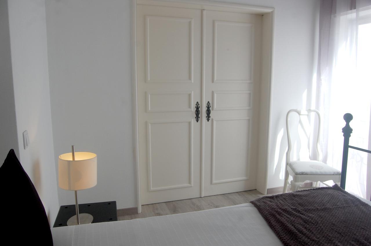 Suites Inn Lagos Exterior photo